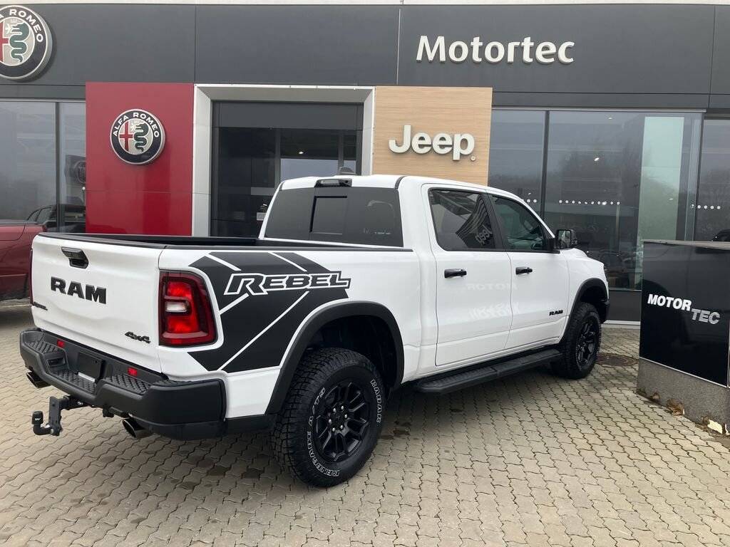 Dodge RAM Pick-up 3,0 l 313 kw