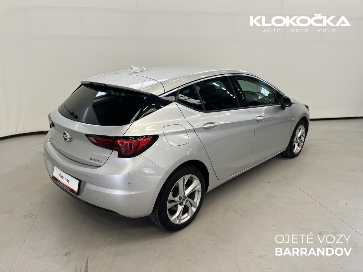 Opel Astra Hatchback 1,6 l 118 kw