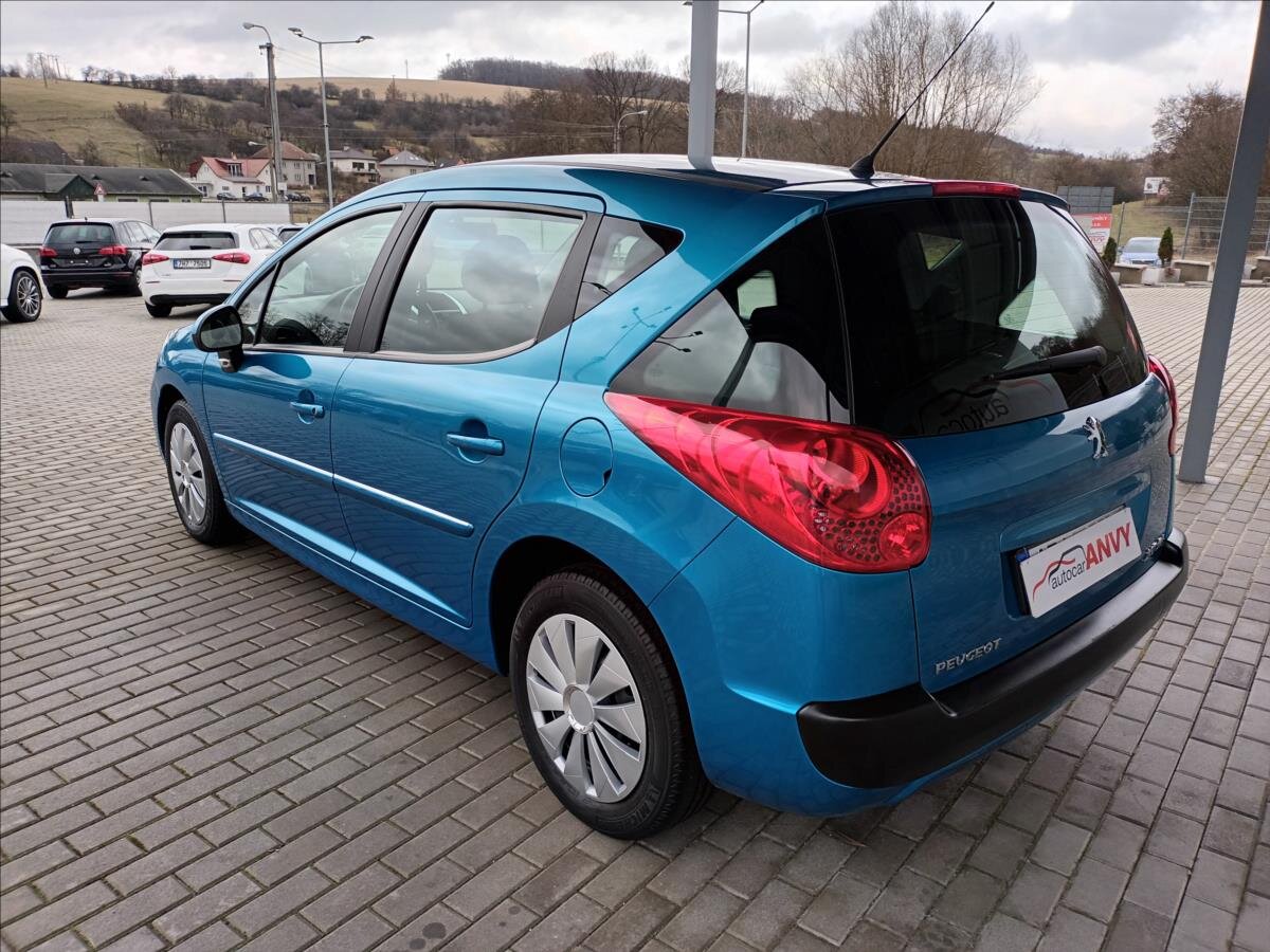 Peugeot 207 Kombi 1,4 l 54 kw
