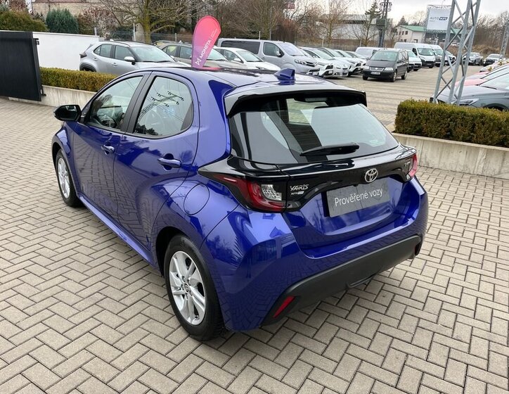 Toyota Yaris 4