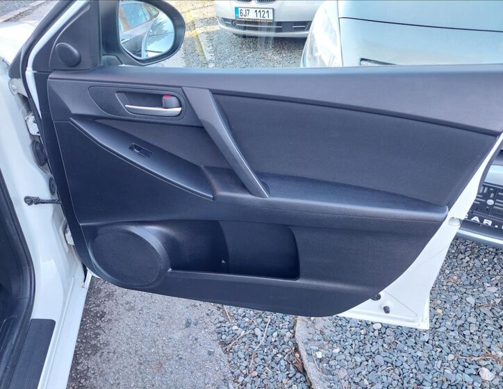 Mazda 3 Hatchback 1,6 l 77 kw