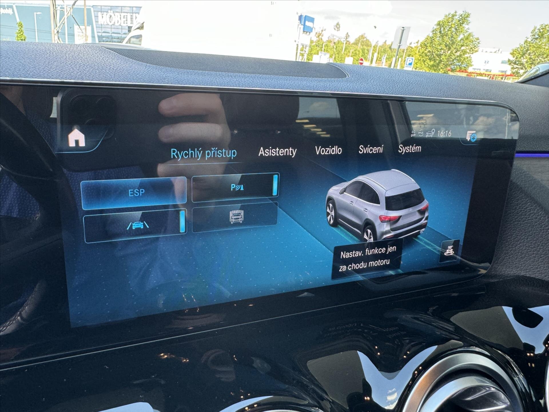 Mercedes-Benz GLA SUV / Terénní 2,0 l 165 kw