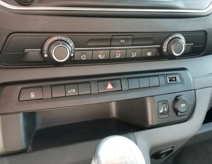 Opel Vivaro Ostatní 2,0 l 110 kw