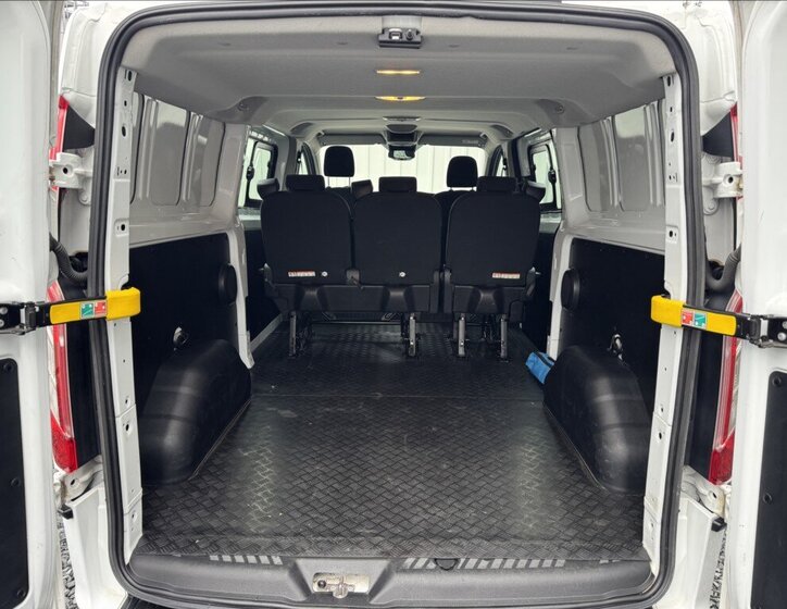 Ford Transit Custom 14