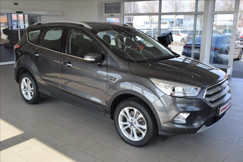 Ford Kuga SUV / Terénní 2,0 l 110 kw