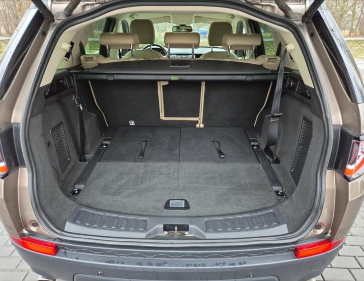 Land Rover Discovery Sport 12