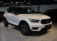 Volvo XC40 SUV / Terénní 2,0 l 140 kw