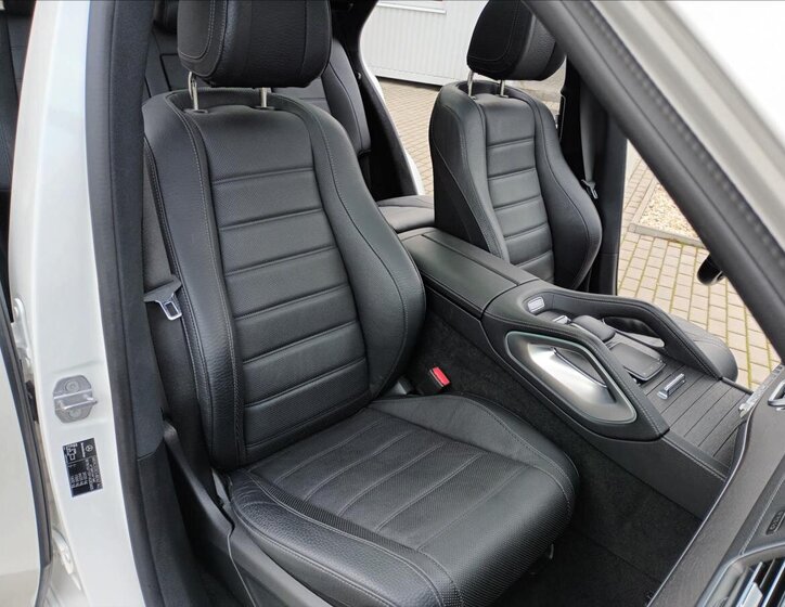 Mercedes-Benz GLE SUV 3,0 l 270 kw