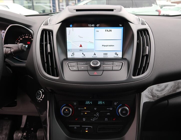 Ford Kuga SUV 1,5 l 110 kw