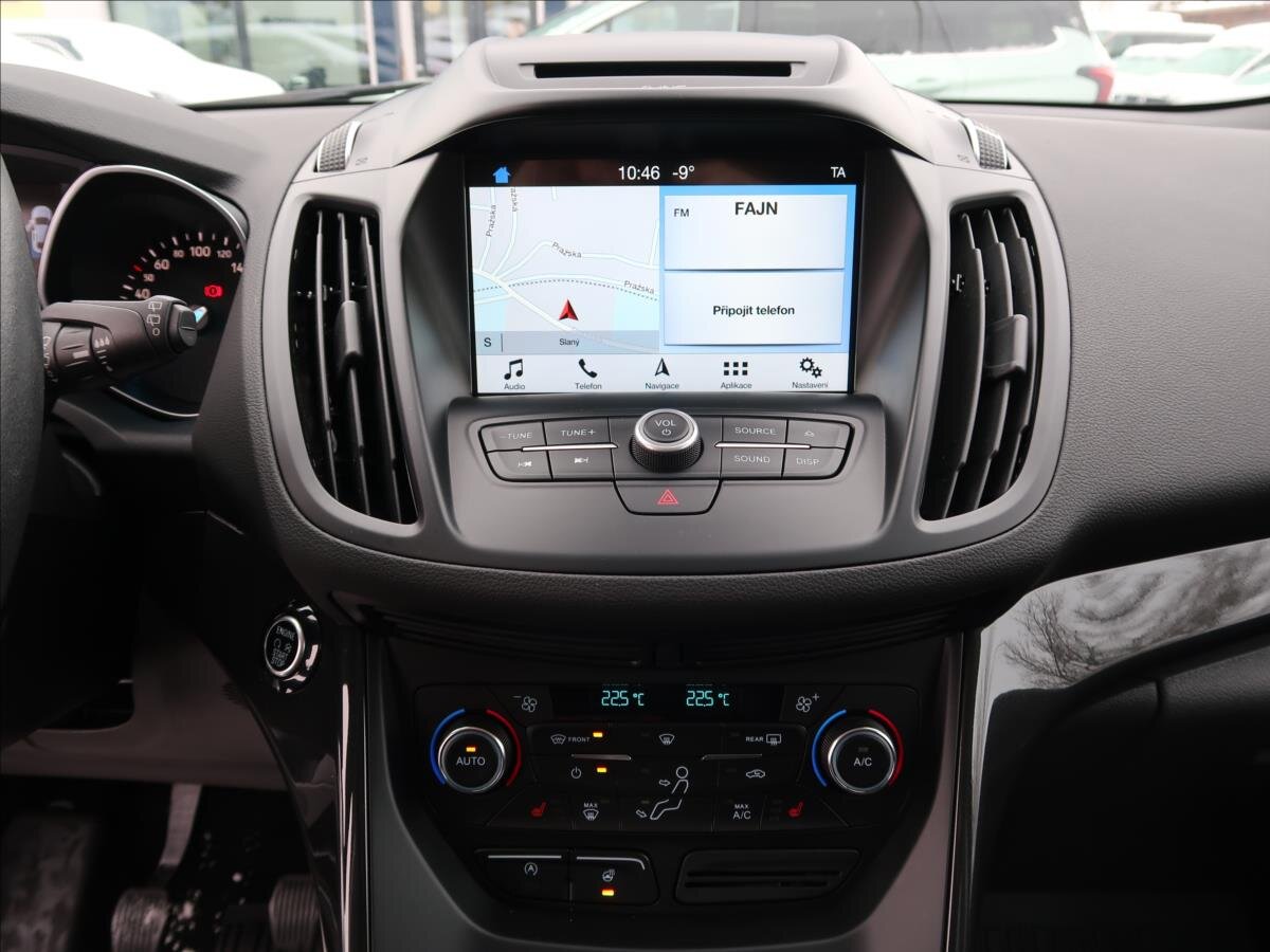 Ford Kuga SUV 1,5 l 110 kw