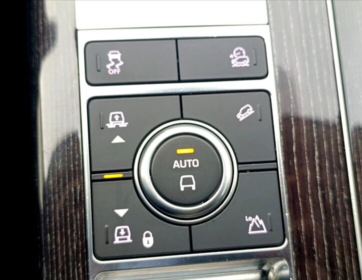 Land Rover Range Rover SUV / Terénní 5,0 l 386 kw