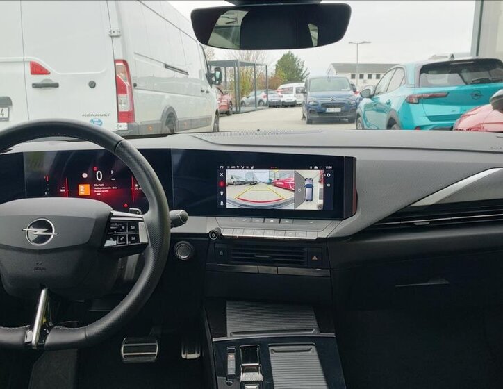 Opel Astra Kombi 1,2 l 96 kw