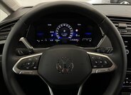 Volkswagen Touran 13