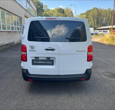 Toyota ProAce 6