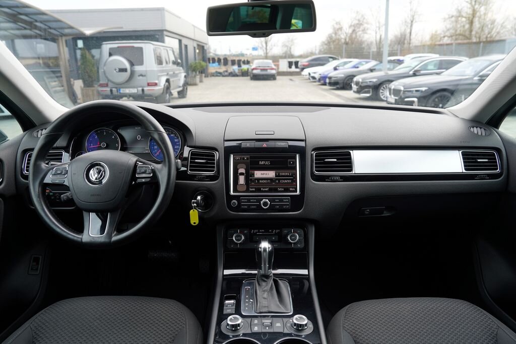 Volkswagen Touareg SUV / Terénní 3,0 l 176 kw