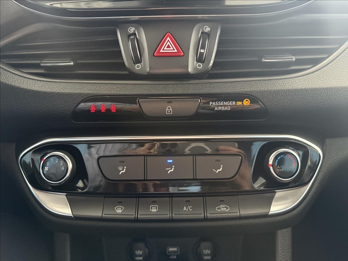 Hyundai i30 Hatchback 998,0 88 kw