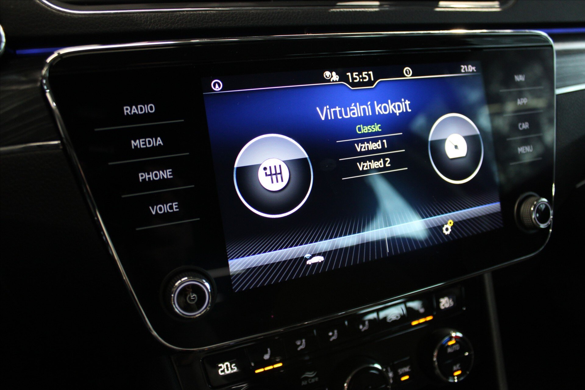 Škoda Superb Ostatní 2,0 l 110 kw