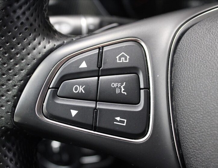 Mercedes-Benz Třídy V Kombi 2,1 l 120 kw