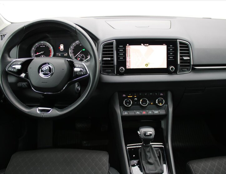 Škoda Karoq SUV 1,5 l 110 kw