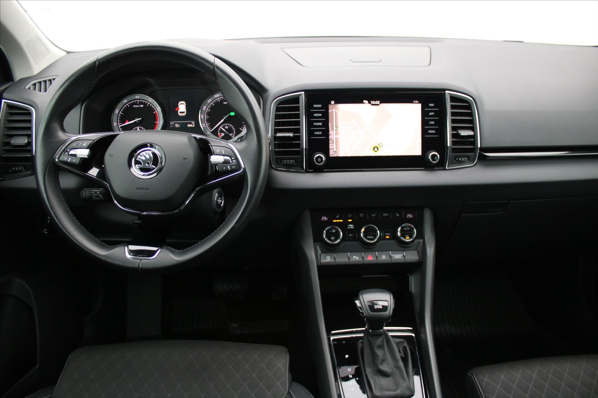 Škoda Karoq SUV 1,5 l 110 kw