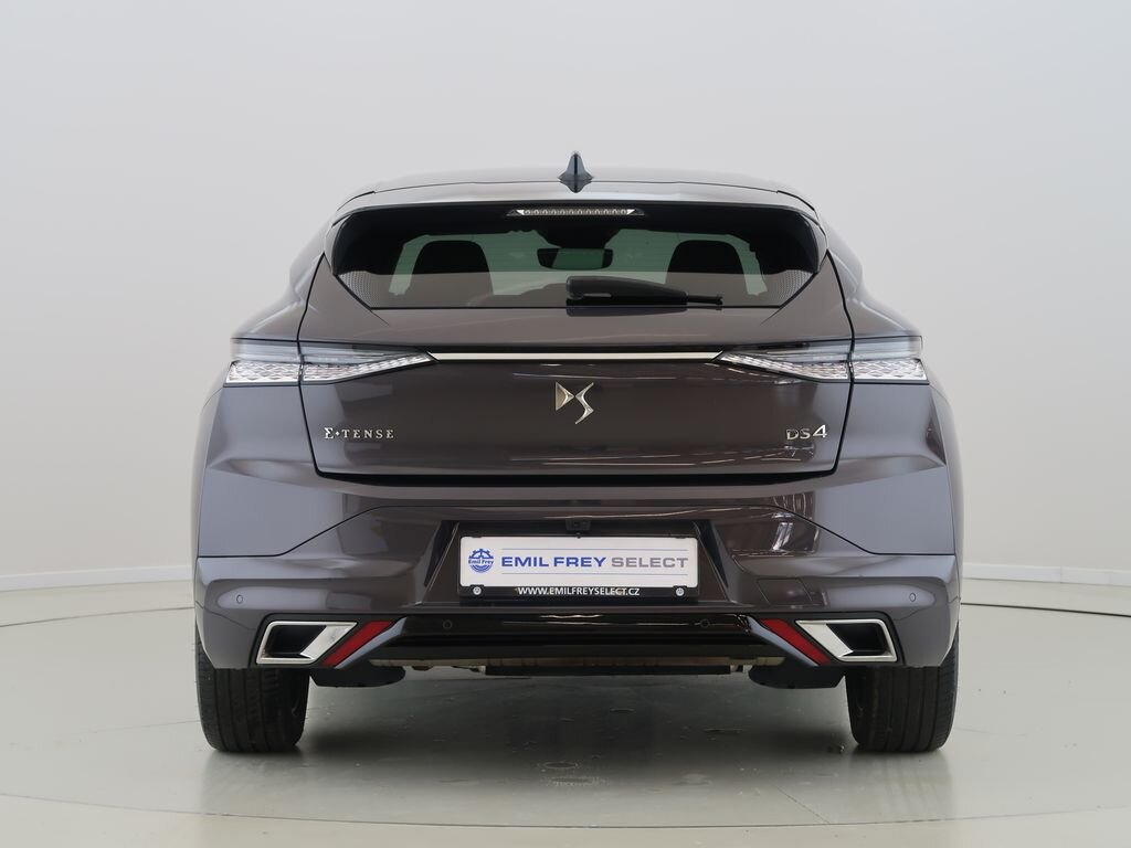 DS Automobiles DS4 Hatchback 1,6 l 132 kw