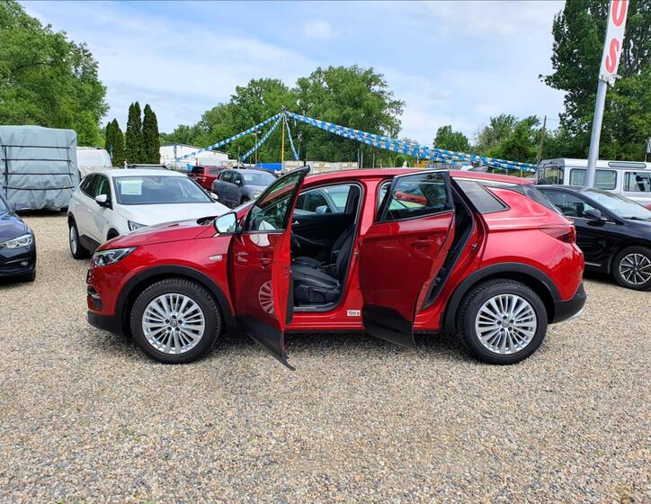 Opel Grandland X 17