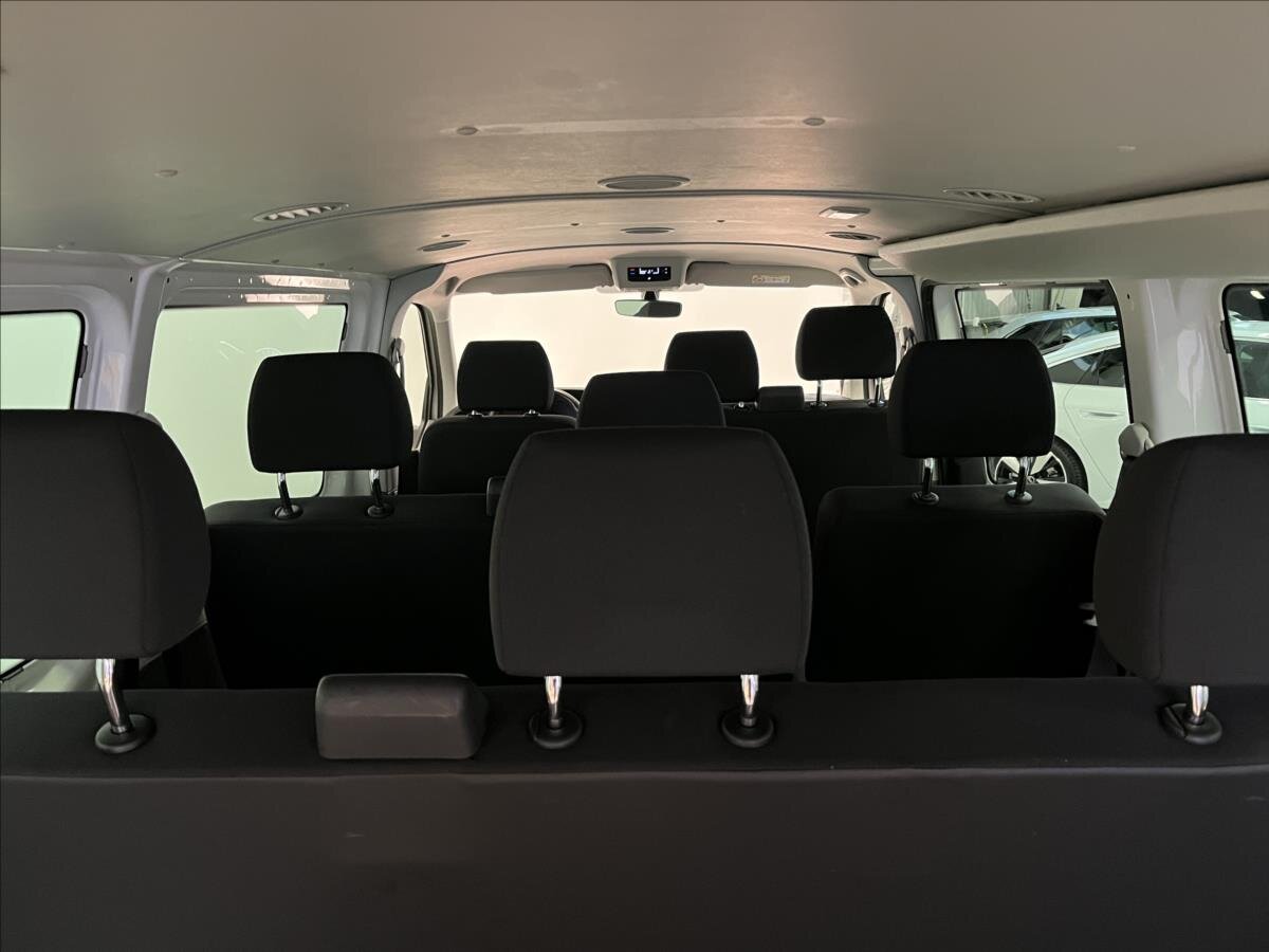 Volkswagen Transporter Kombi 2,0 l 110 kw