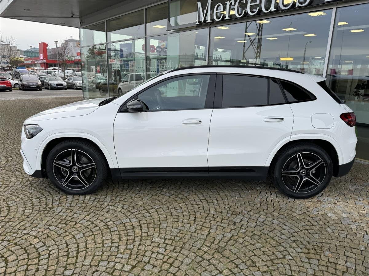 Mercedes-Benz GLA SUV 2,0 l 110 kw