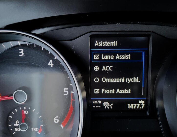 Volkswagen Passat Kombi 2,0 l 90 kw