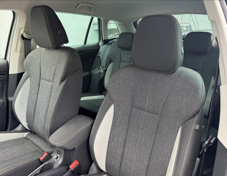 Škoda Scala Hatchback 999,0 81 kw