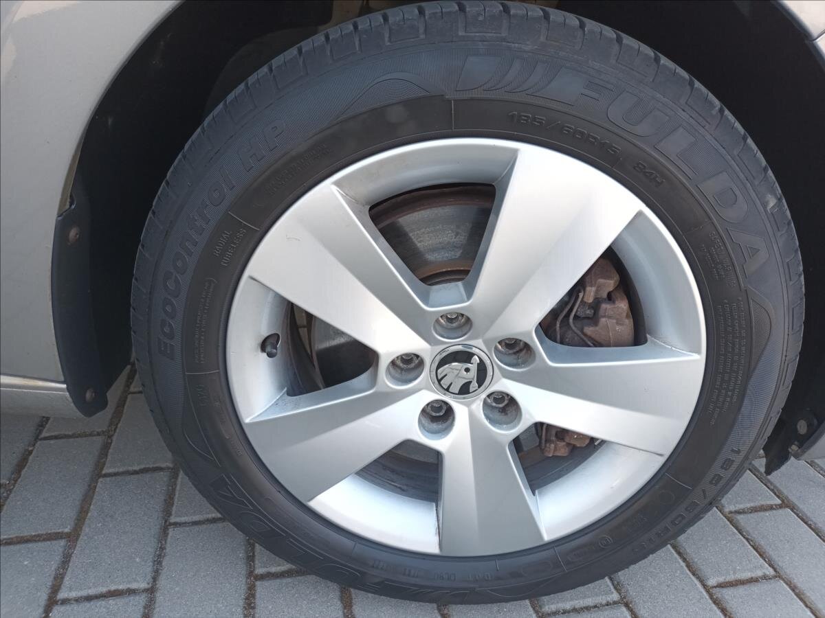 Škoda Rapid Hatchback 1,2 l 81 kw