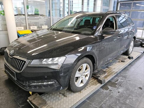 Škoda Superb Kombi 2,0 l 110 kw