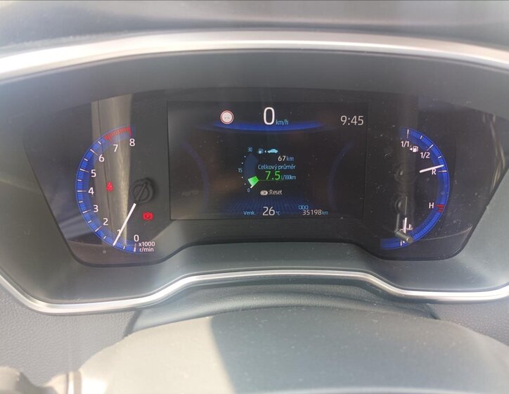 Toyota Corolla Sedan 1,5 l 92 kw