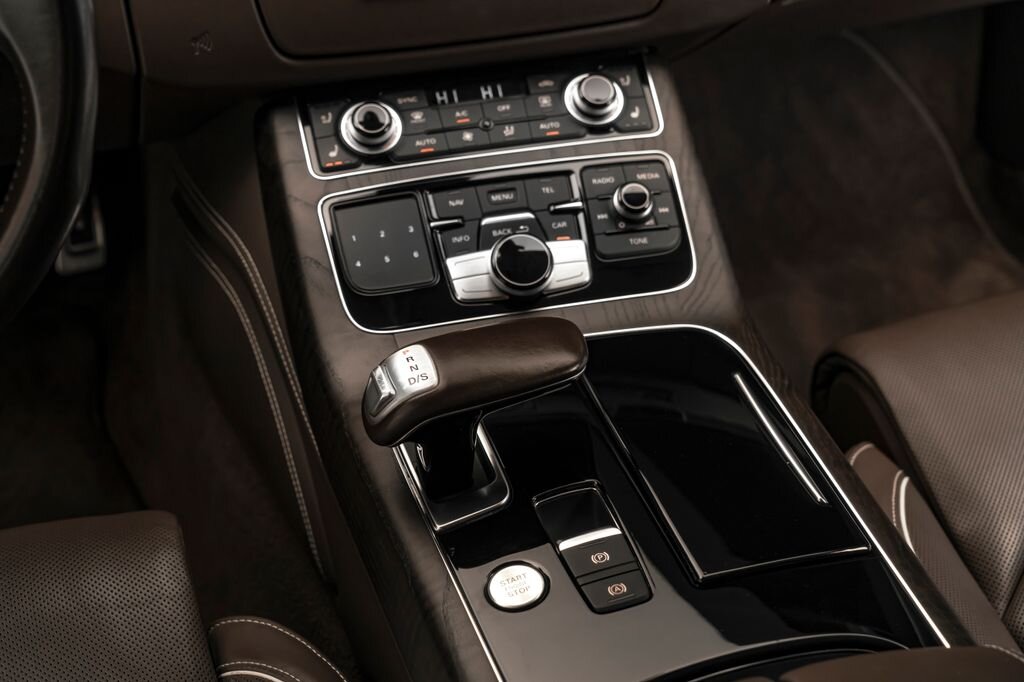 Audi A8 Sedan 4,1 l 283 kw