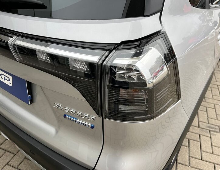 Suzuki SX4 S-Cross SUV 1,4 l 95 kw