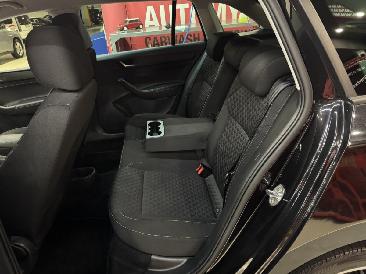 Škoda Rapid Hatchback 1,2 l 66 kw