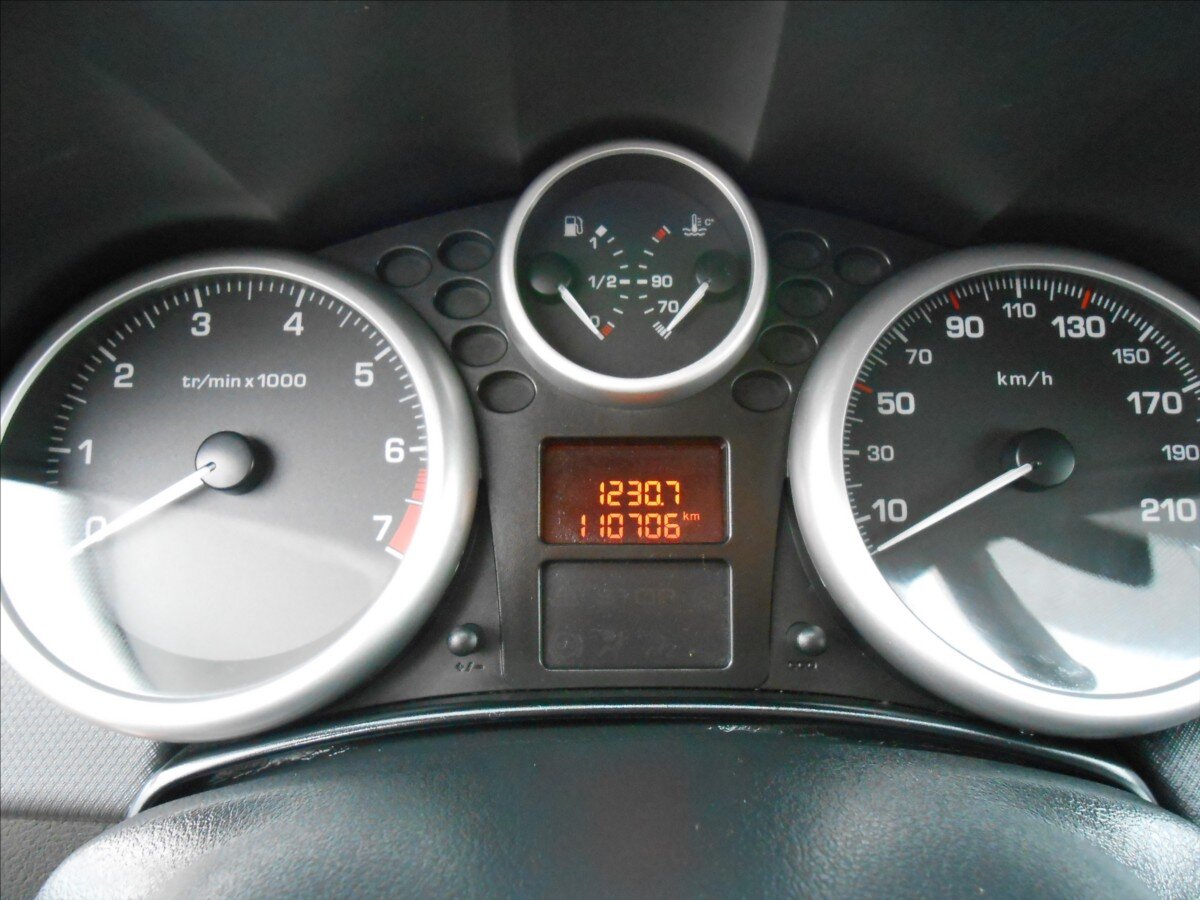 Peugeot 207 Hatchback 1,4 l 54 kw