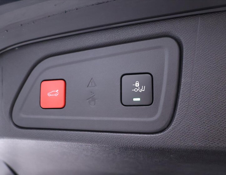 Citroën C5 Aircross SUV / Terénní 1,2 l 96 kw