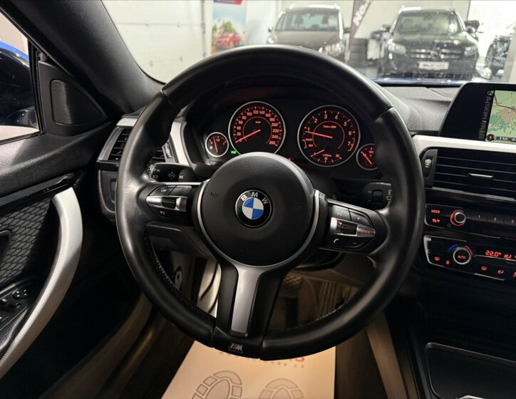 BMW Řada 4 Sedan / Limuzína 2,0 l 135 kw