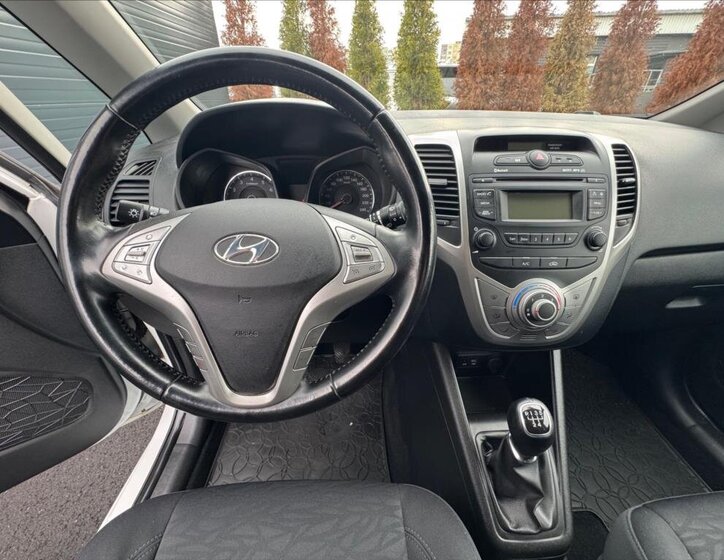 Hyundai ix20 MPV 1,4 l 66 kw