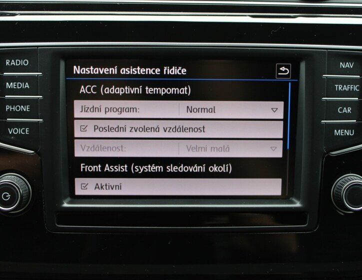 Volkswagen Touran 14