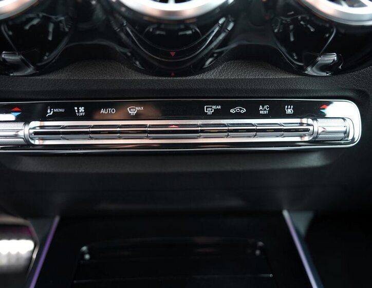 Mercedes-Benz GLB SUV / Terénní 2,0 l 110 kw