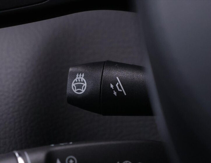 Mercedes-Benz Třídy S Kupé 5,5 l 430 kw