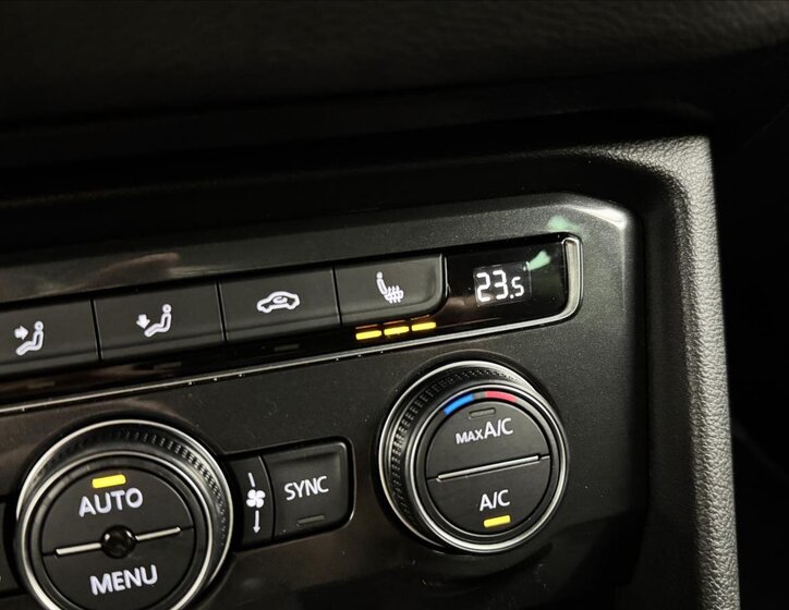 Volkswagen Tiguan SUV 1,5 l 110 kw