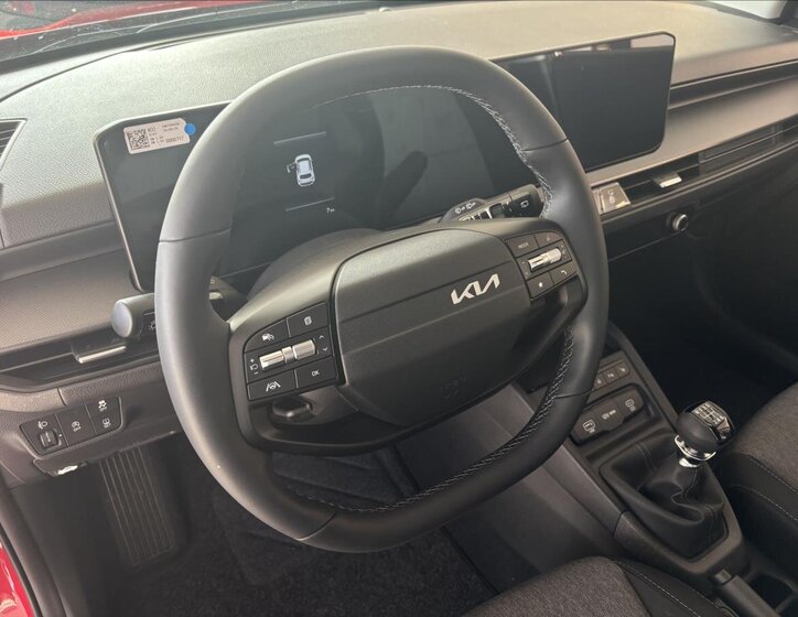 KIA Stonic CUV / Crossover 999,0 74 kw