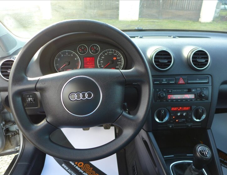 Audi A3 Hatchback 1,6 l 75 kw
