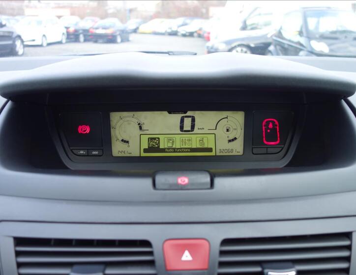 Citroën Grand C4 Picasso 22