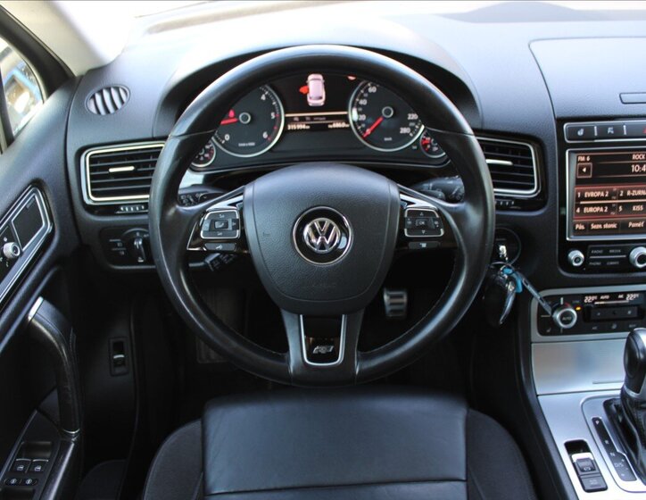 Volkswagen Touareg 10