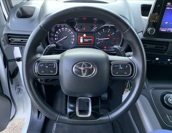 Toyota ProAce City Verso 10