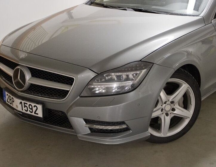 Mercedes-Benz CLS 2